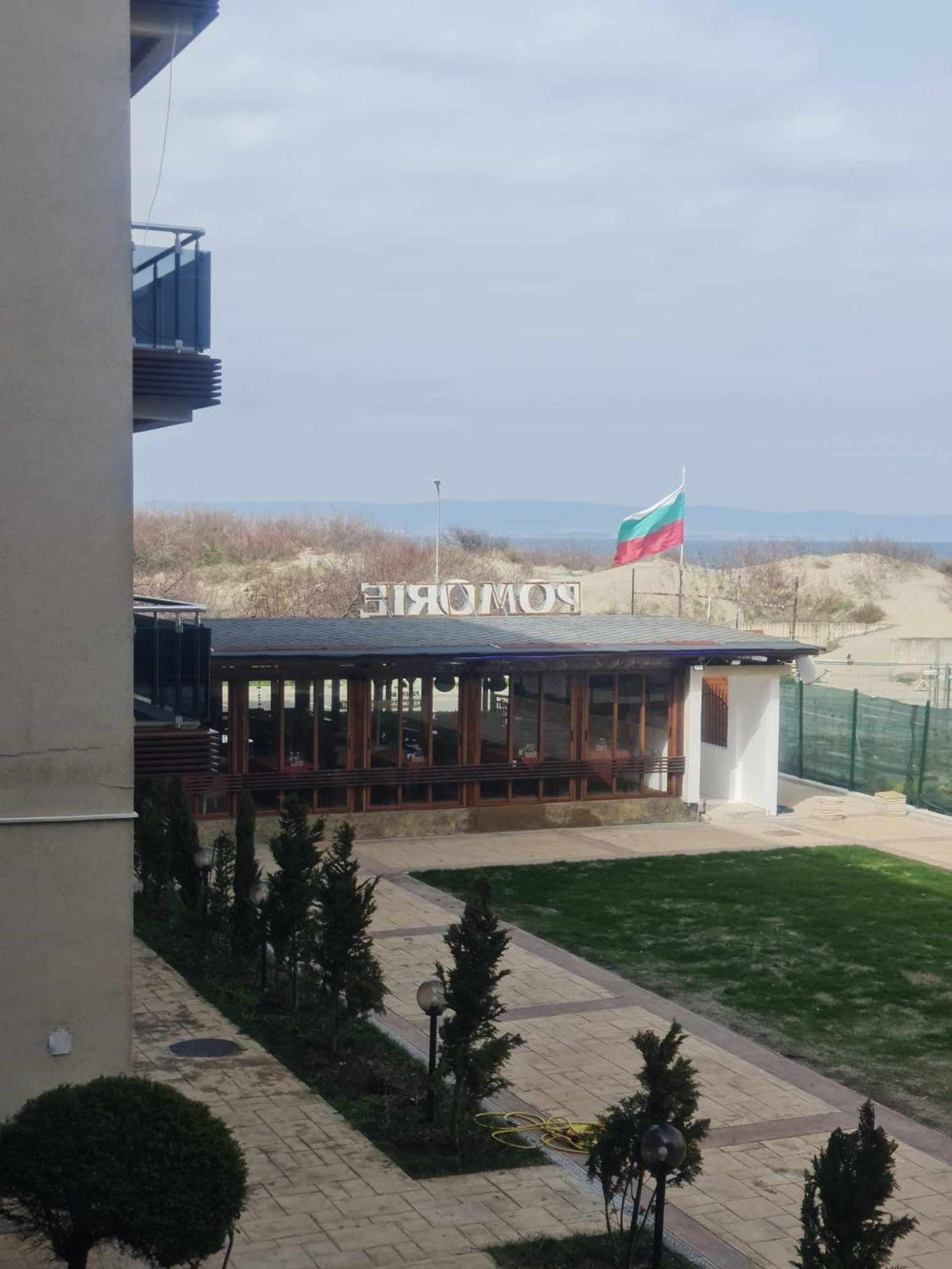 Aglaya 2 - Pomorie Bay Appartement Buitenkant foto